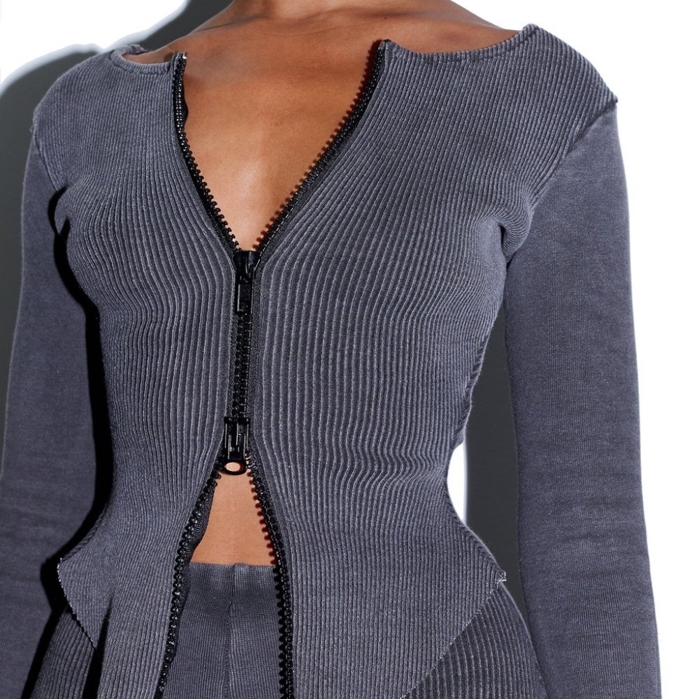 KACHE TOP - THE K LABEL